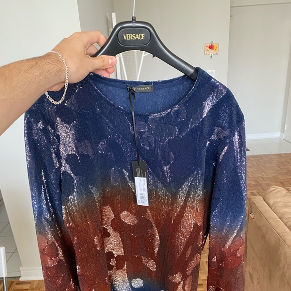 Versace Limited Edition T-Shirt! Brand New - Picture 2 of 4